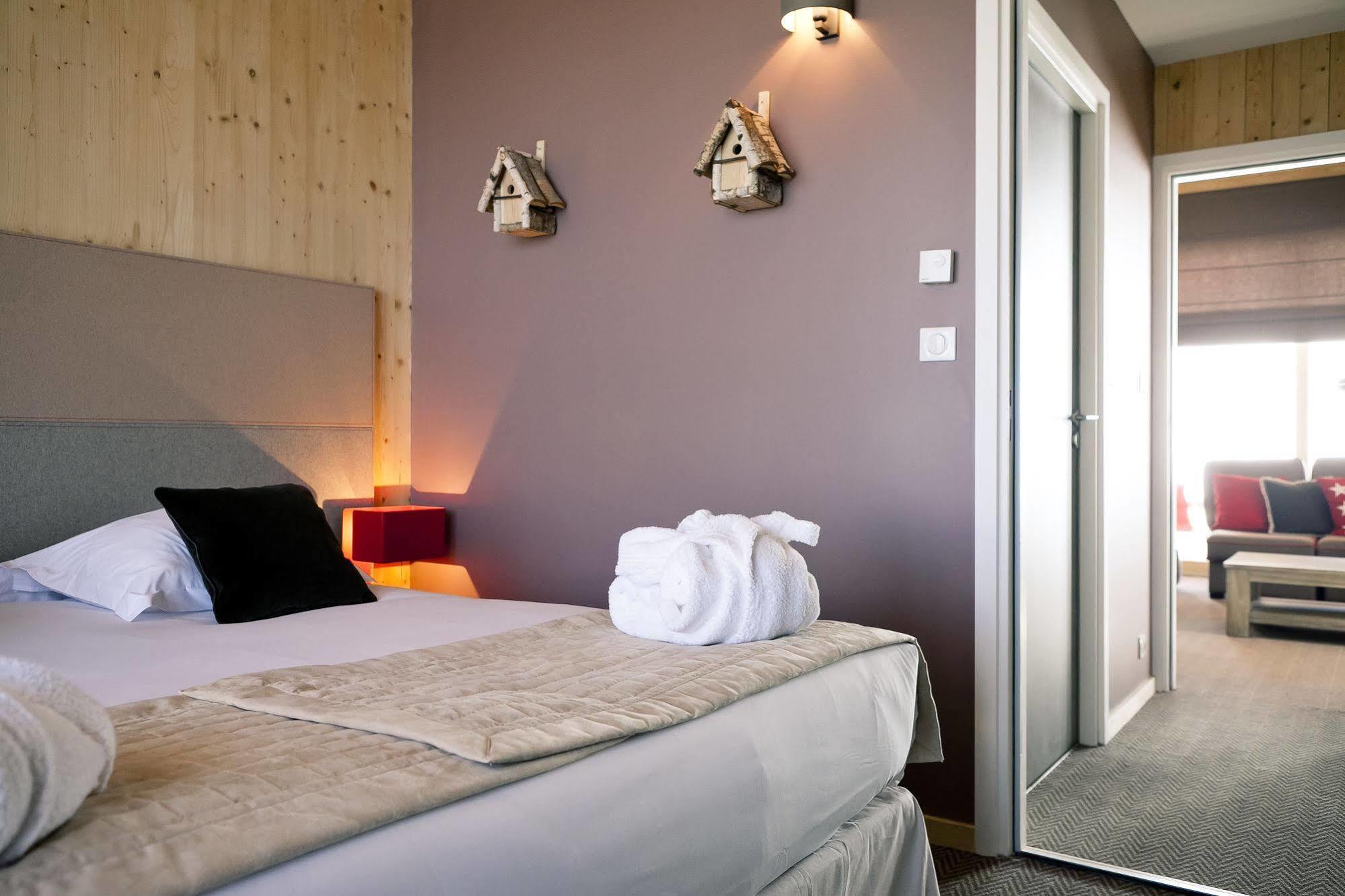 L'Aiguille Grive Chalets Hotel Les Arcs  Exterior photo